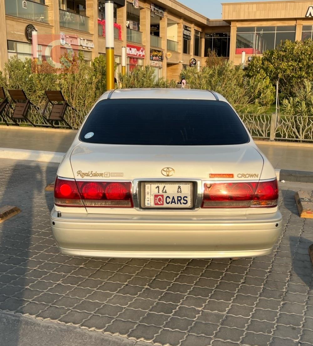 تويوتا كراون